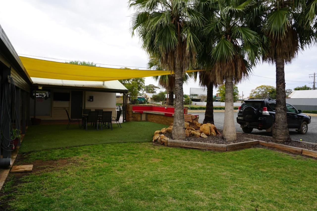 Cobar Miners Lodge Exterior photo